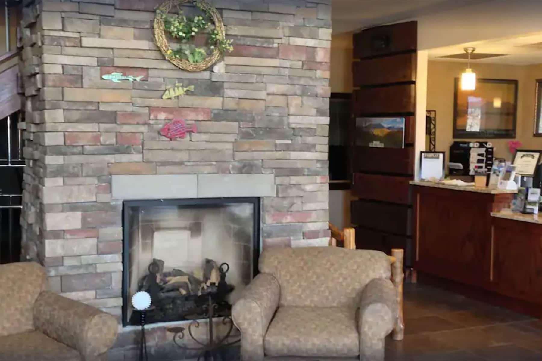 A Riverside Inn Travelodge By Wyndham Fairplay Extérieur photo