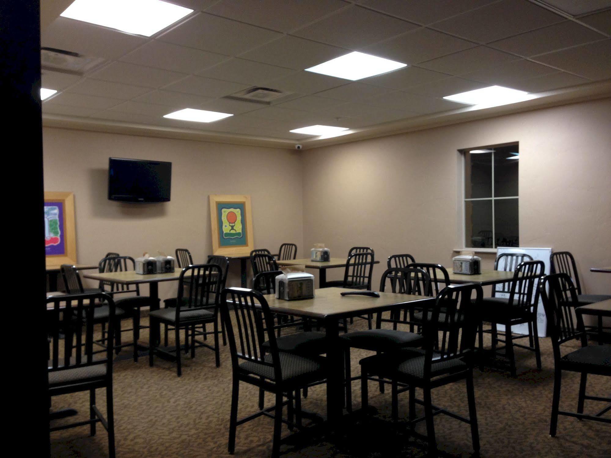 A Riverside Inn Travelodge By Wyndham Fairplay Extérieur photo