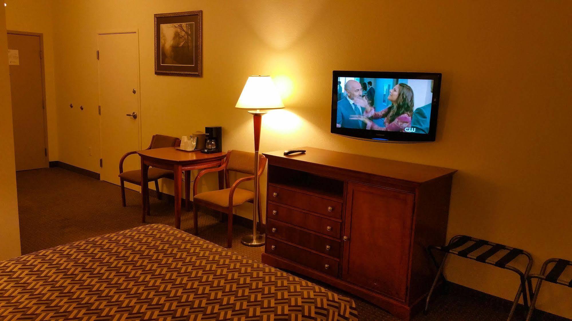 A Riverside Inn Travelodge By Wyndham Fairplay Extérieur photo